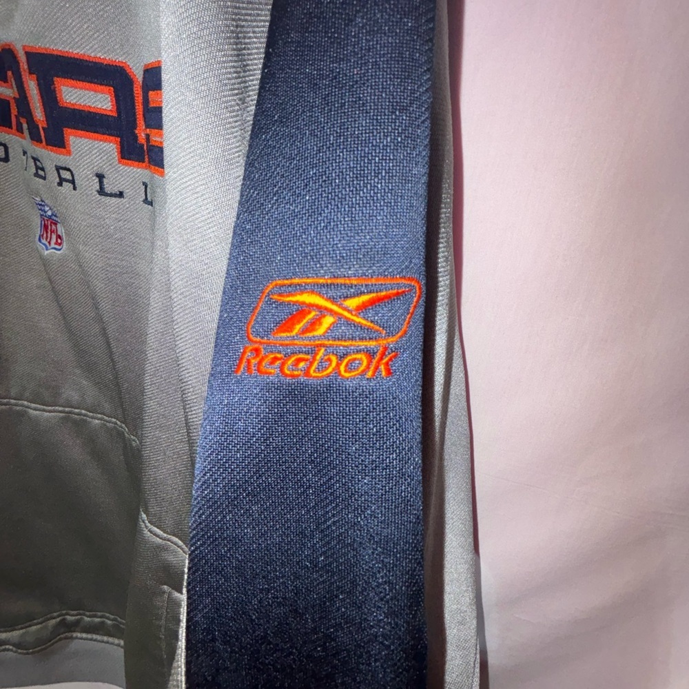 Chicago Bears Reebok Cold Weather Hoodie Silver & Navy – Size XL – NFL - Picture 4 of 14